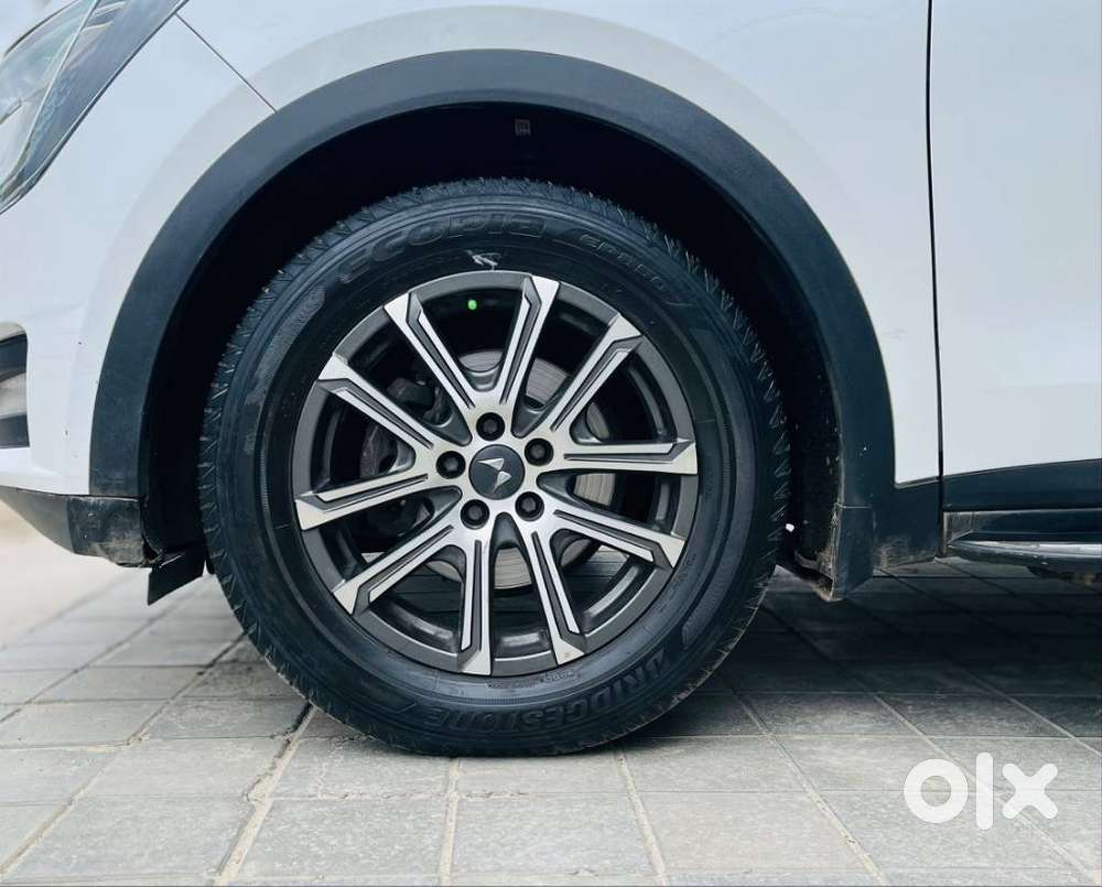 Mahindra Xuv700 2.2 Ax 7 Diesel At Luxury Pack Str, 2022, Diesel