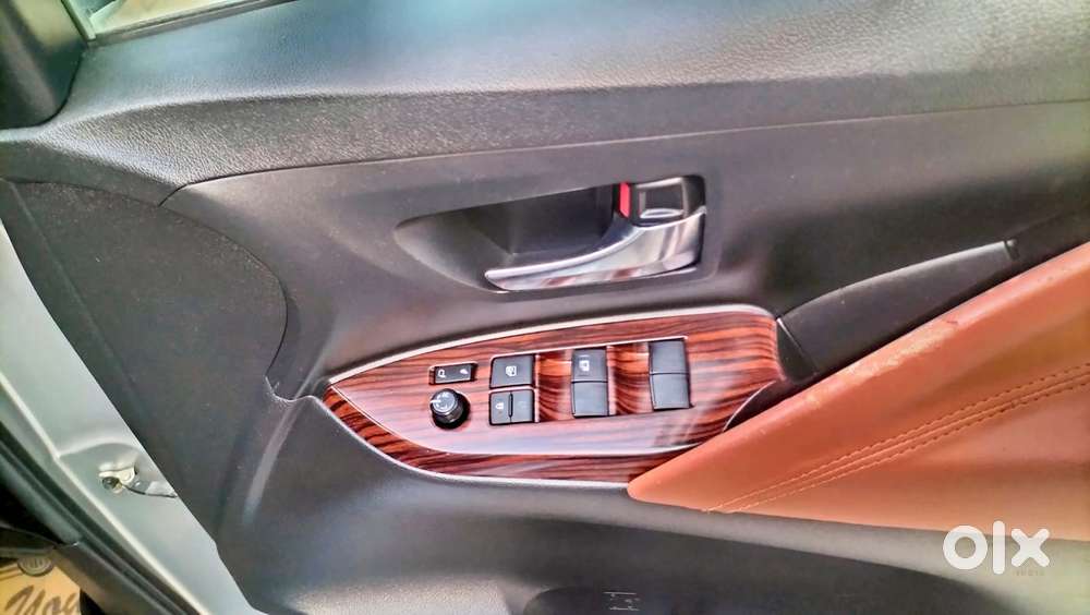 Toyota Innova Crysta 2.4 Gx Limited Edition 7 Str, 2020, Diesel