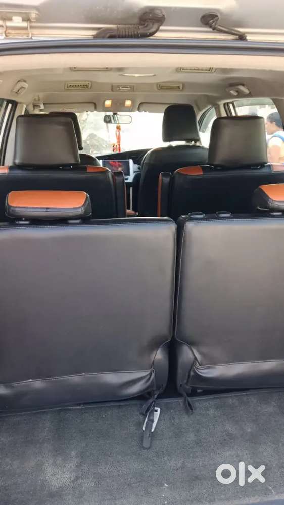 Toyota Innova Crysta 2018 Diesel 210000 Km Drive