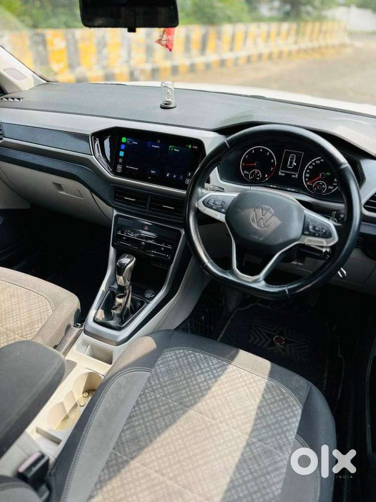 Volkswagen Taigun 1.0 Tsi Highline At, 2022, Petrol