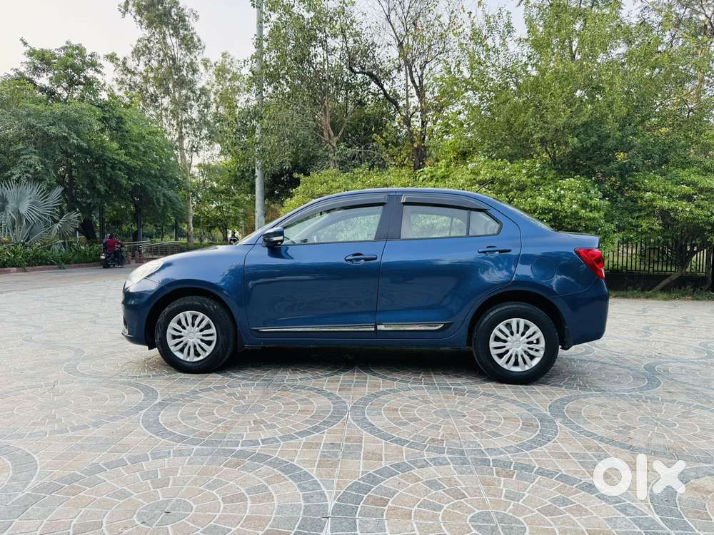 Maruti Suzuki Swift Dzire Vxi Optional, 2020, Petrol