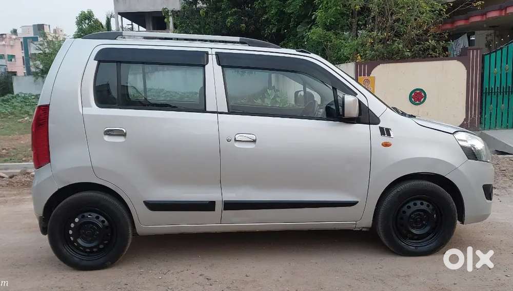 Maruti Suzuki Wagon R 1.0 2017 Petrol Well Maintained