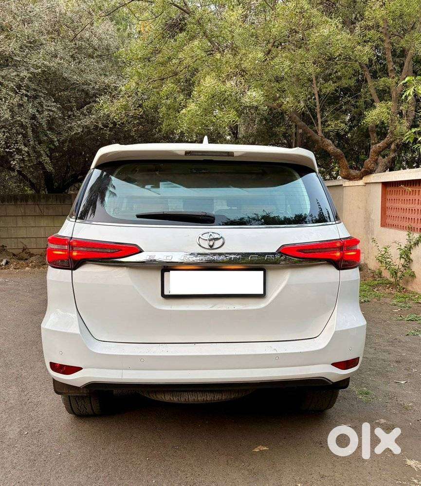 Toyota Fortuner 4x2 At 2.8 Diesel, 2022, Diesel