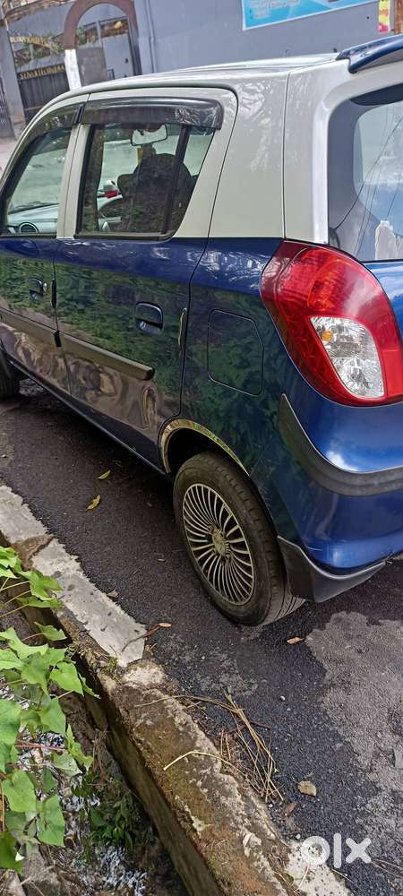 Alto 800 With Full Alloys And Rear Camera