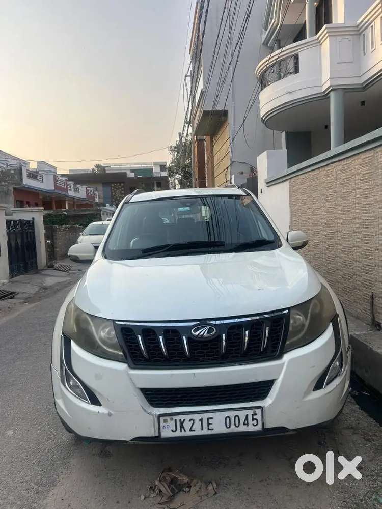 Mahindra Xuv500 Diesel 2016 Second Owner
