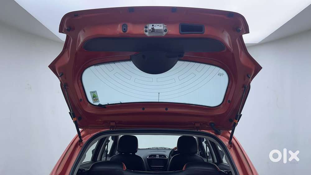 Tata Tiago 1.2 Revotron Xz Plus Dual Tone, 2021, Petrol