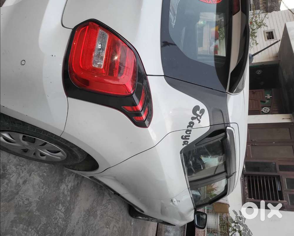 Maruti Suzuki Swift Vxi Petrol