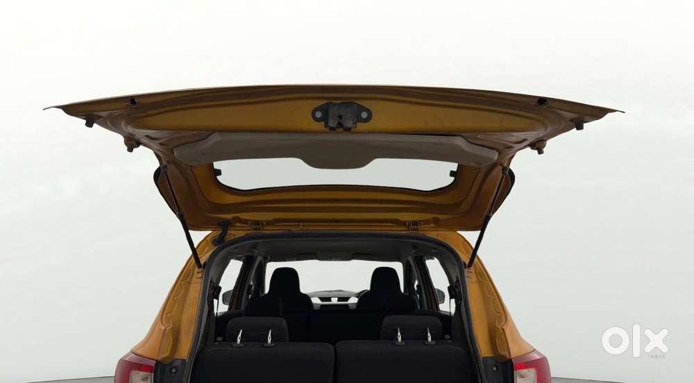 Renault Triber Rxz, 2020, Petrol