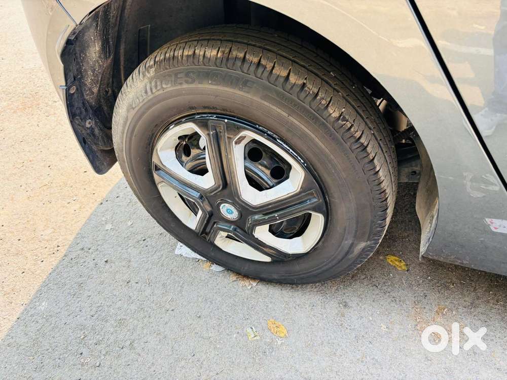 Tata Altroz 1.2 Xm, 2023, Petrol