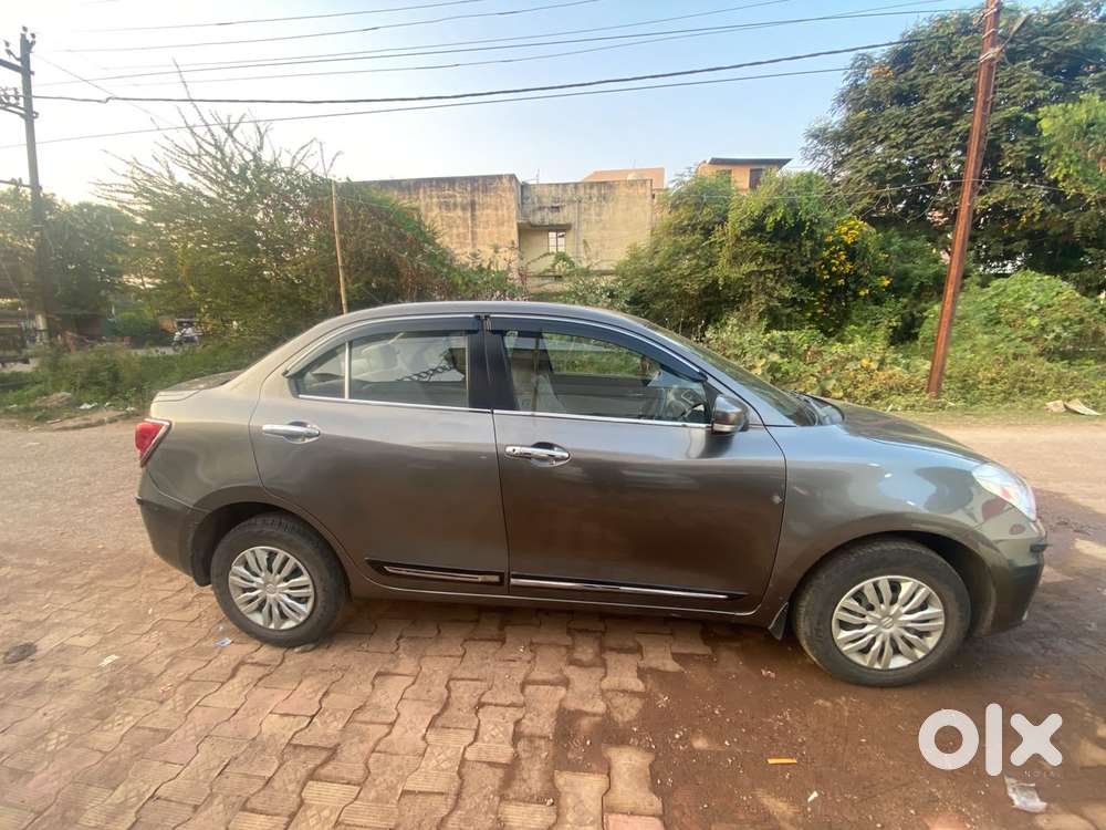 Maruti Suzuki Dzire 1.2 Vxi, 2021, Petrol