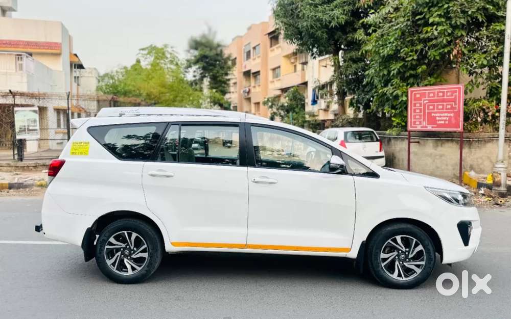Toyota Innova Crysta [ ] 2.4 Gx At 7 Str, 2021, Diesel