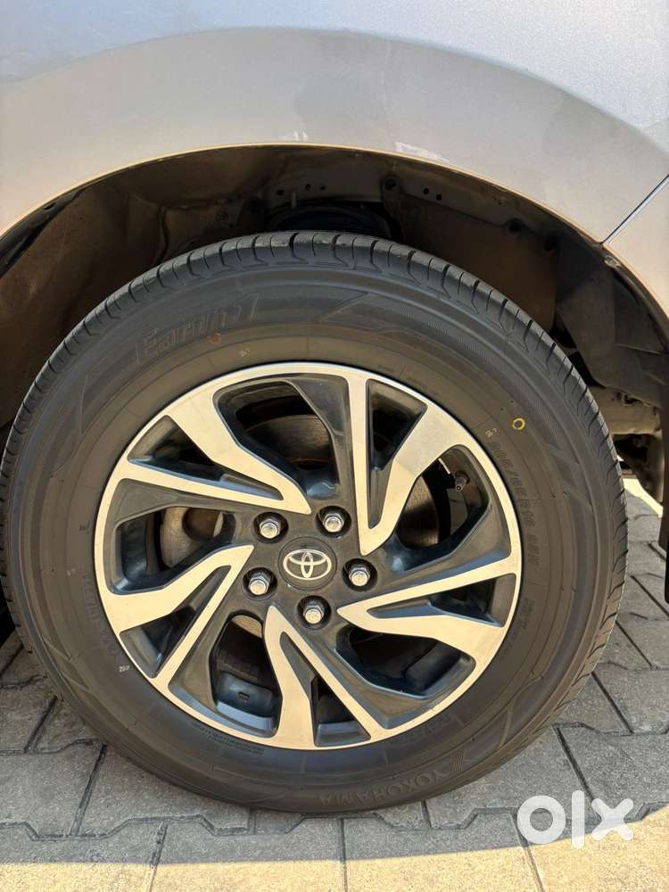 Toyota Innova Crysta 2.4 G Mt, 2021, Diesel