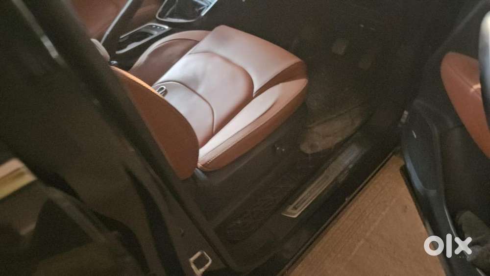 Mg Hector Plus 2021 Diesel Well Maintained