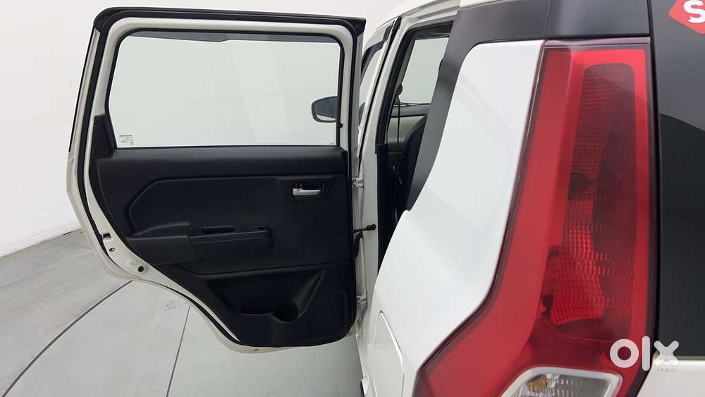 Maruti Suzuki Wagon R 1.0 Vxi Cng, 2022, Cng & Hybrids