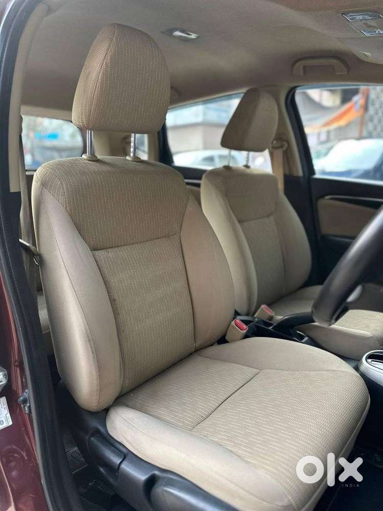 Honda Jazz V Automatic, 2016, Petrol