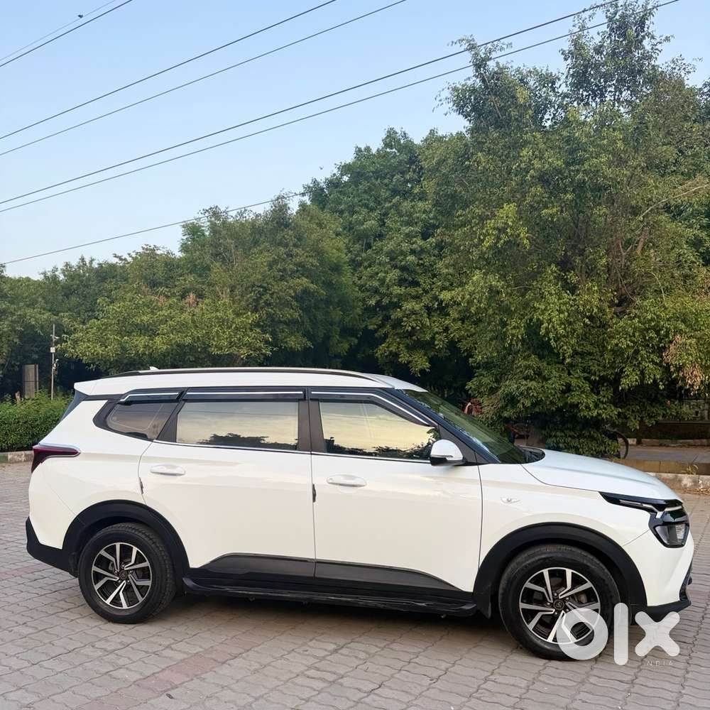 Kia Carens G 1.5 Premium Converted To Top 7 Seater Cng 2022