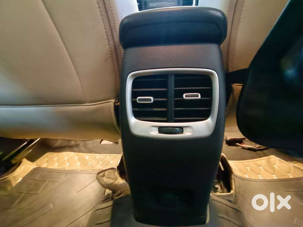 Hyundai Venue Sx Plus Turbo Dct, 2020, Petrol