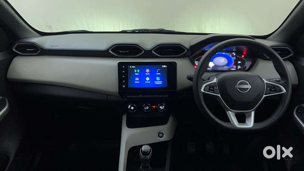 Nissan Magnite 1.0 Xv, 2024, Petrol