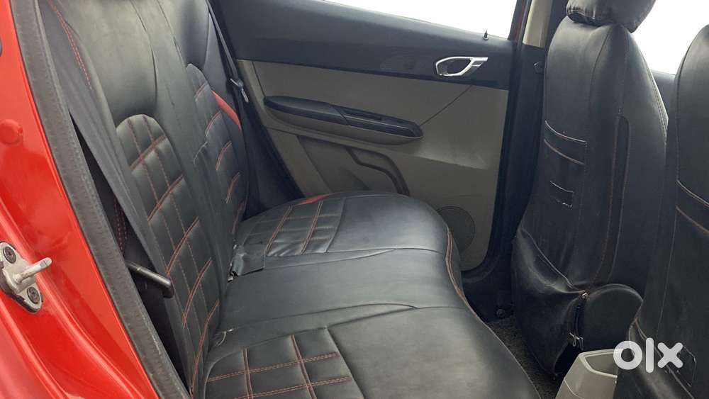 Tata Tiago 1.2 Revotron Xza, 2018, Petrol