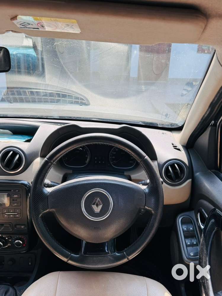 Renault Duster Rxz Top End Diesel ( Blue Colour )