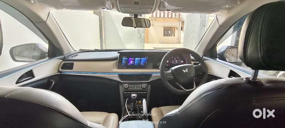 Mahindra Xuv700 2022 Petrol Well Maintained
