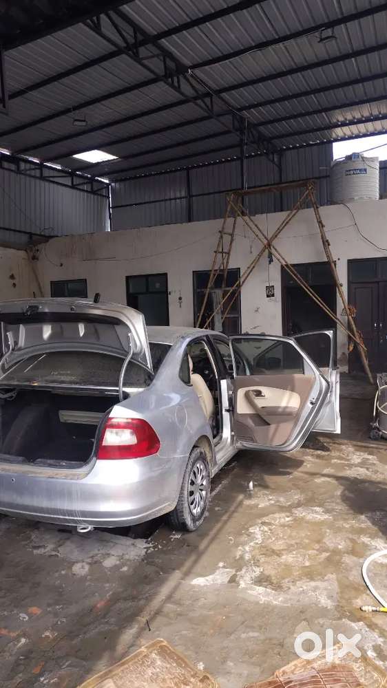 Skoda Rapid 2012 Diesel 100000 Km Driven