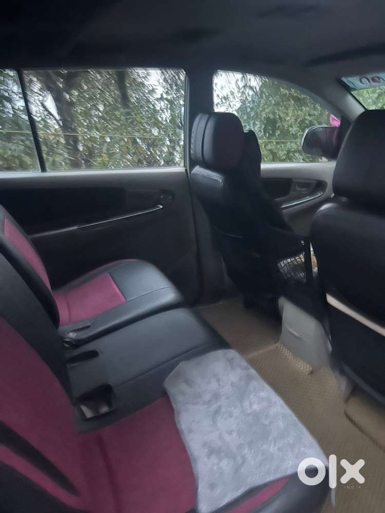 Toyota Innova 2010 Diesel Well Maintained