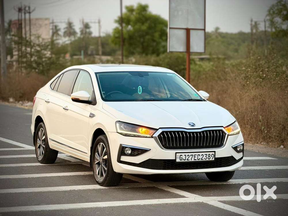 Skoda Slavia Style 1.0l Tsi At, 2023, Petrol