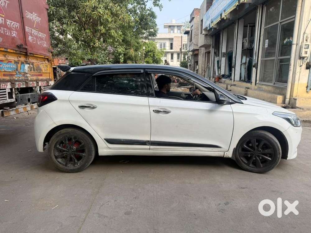 Hyundai Diesel Car 2015 I20 Top Model Push Start Button