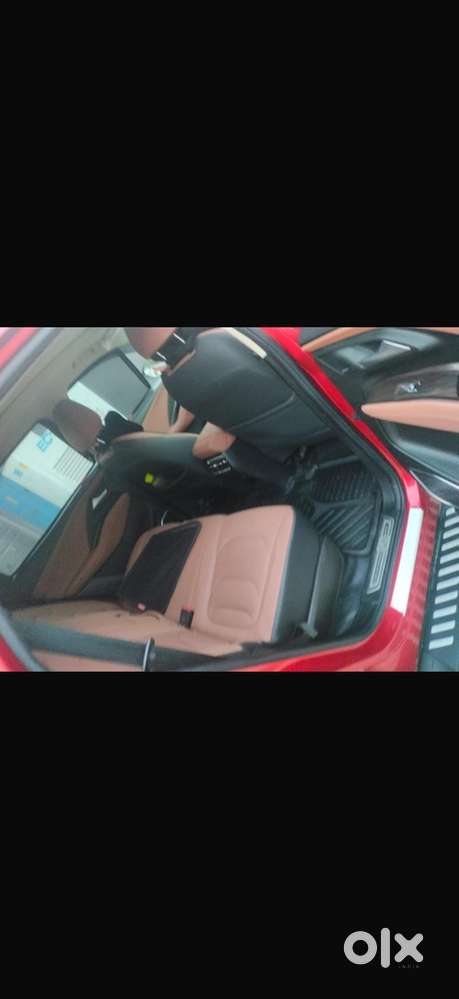 Mg Hector Plus 2023 Petrol Savvy Pro