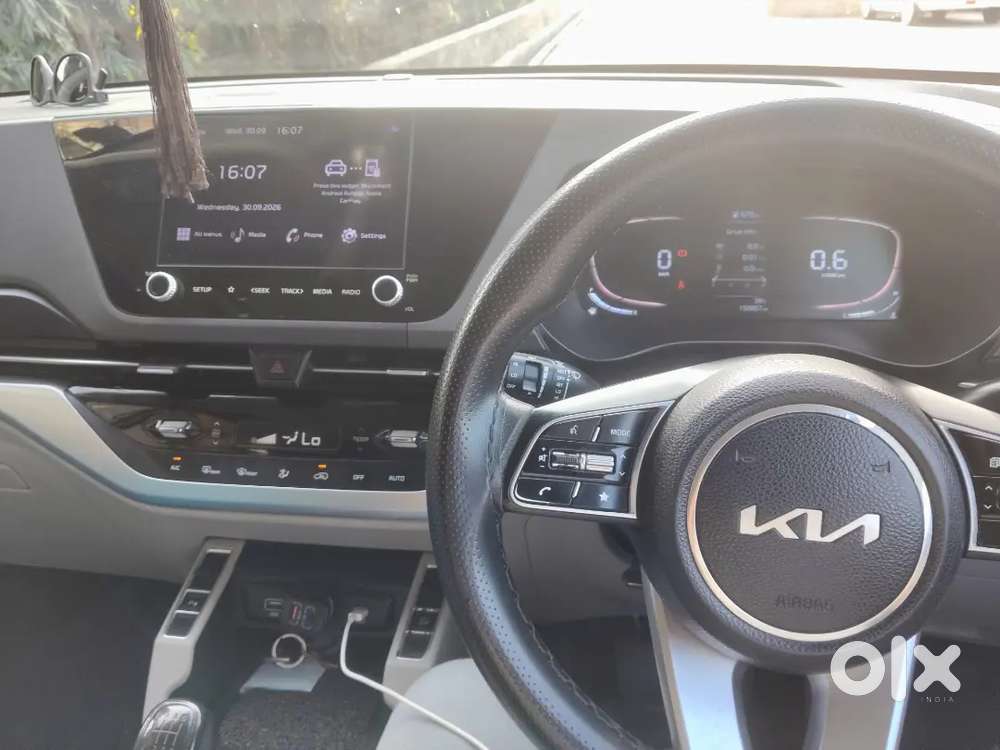 Kia Carens 1.4 Luxury 2022