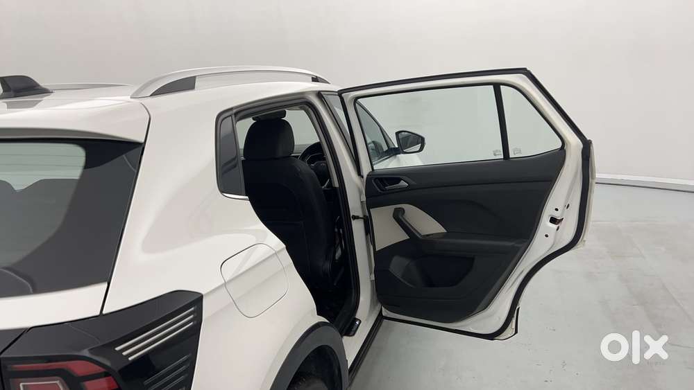 Volkswagen Taigun Topline 1.0 Tsi At (electric Seats), 2022, Petrol