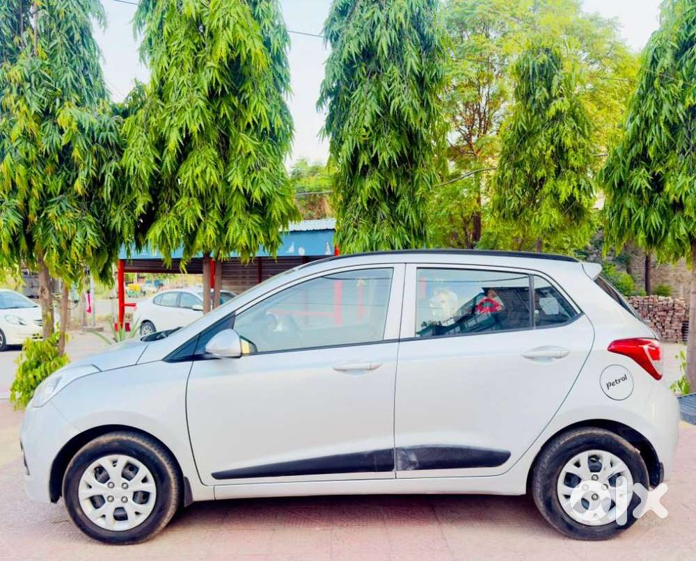 Hyundai Grand I10 2013-2016 Sportz, 2016, Petrol
