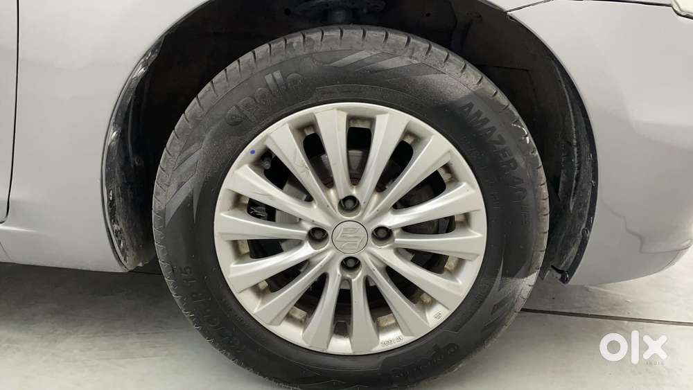 Maruti Suzuki Ciaz 2014-2017 At Zxi, 2016, Petrol