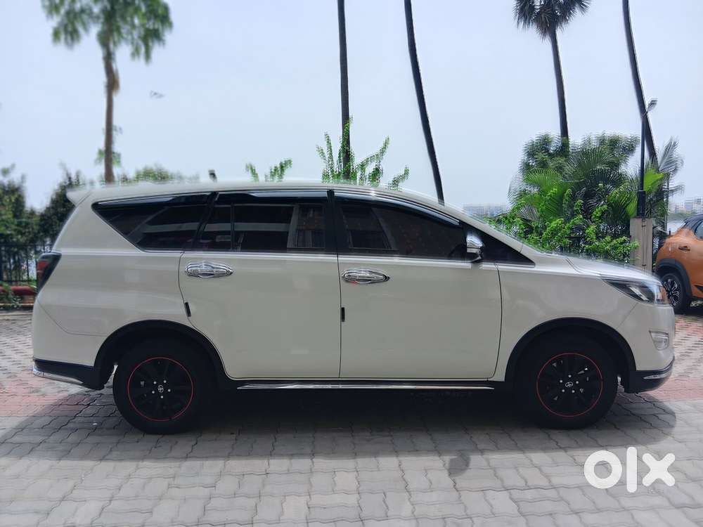 Toyota Innova Crysta 2.8 At Touring Sport, 2017, Diesel