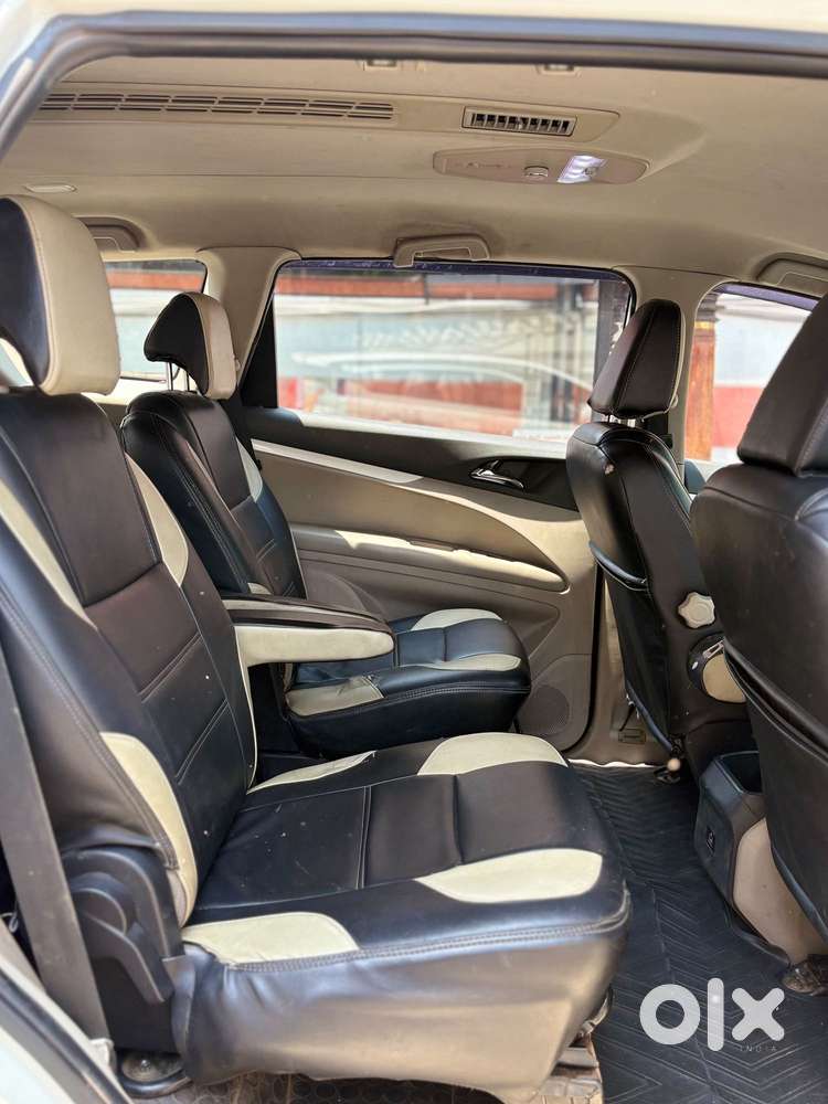 Mahindra Marazzo M6 8str, 2018, Diesel