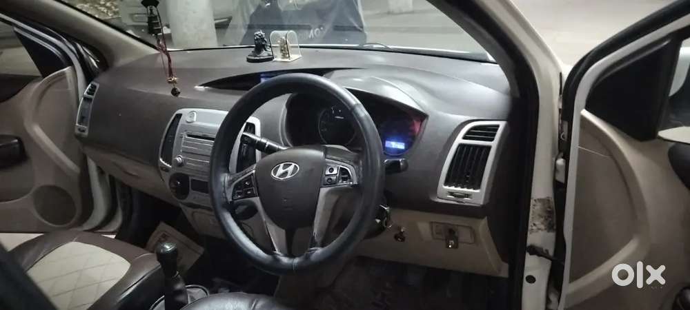Hyundai I20 2012 Cng & Hybrids 100000 Km Driven