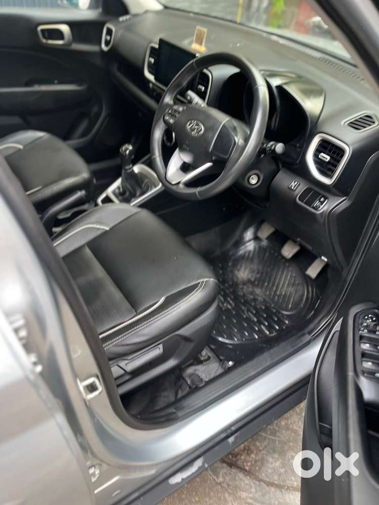 Hyundai Venue 1.2 S Plus, 2022, Petrol
