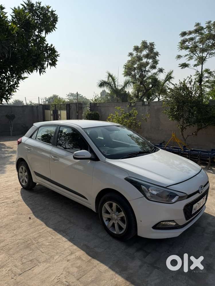 Hyundai I20 2015 Diesel 56000 Km Driven