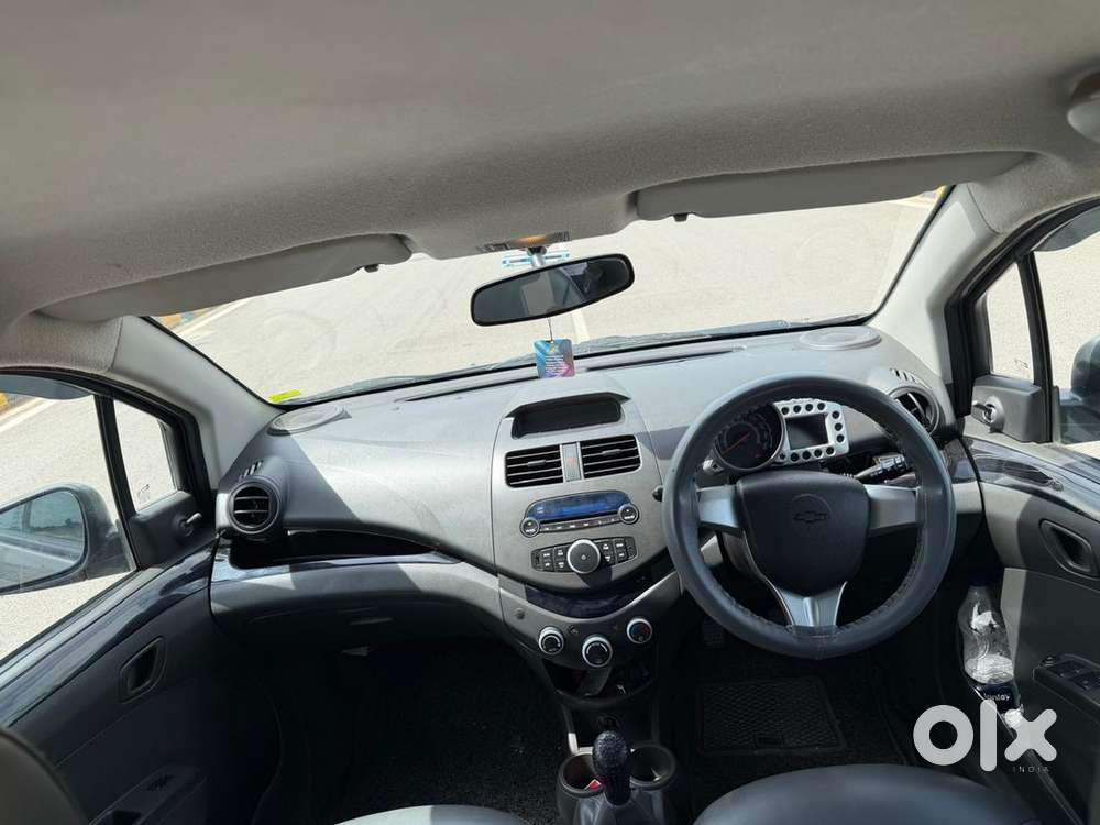 Chevrolet Beat Petrol 2012
