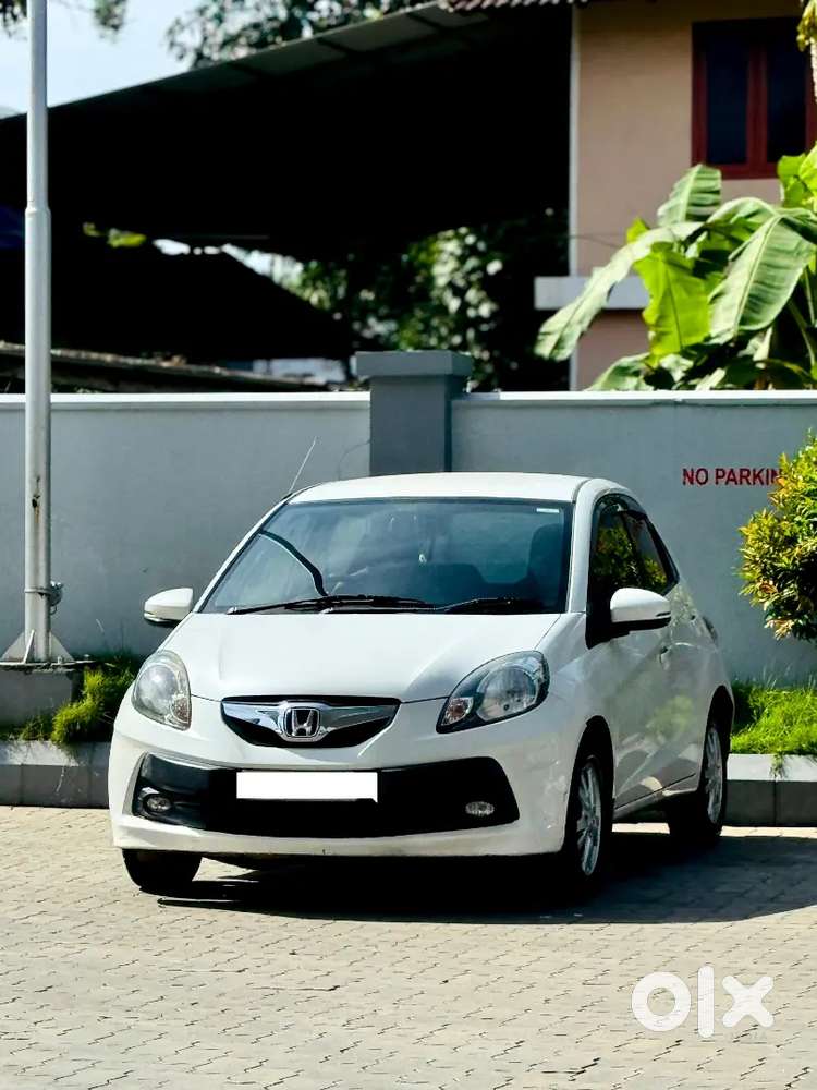 Honda Brio Automatic 2015