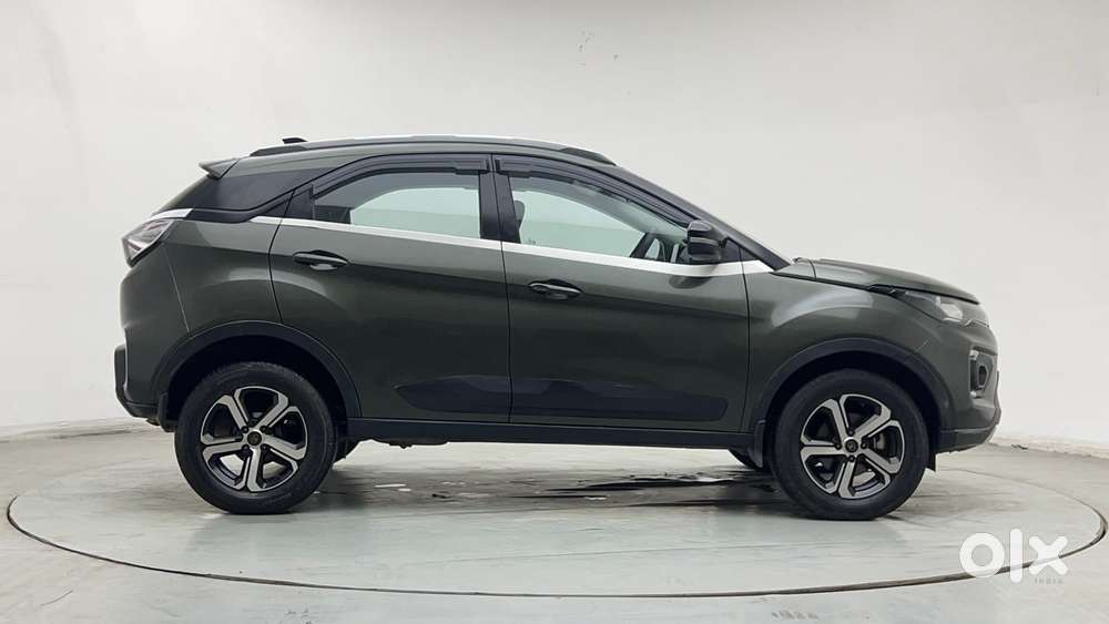 Tata Nexon 1.2 Revotron Xza Plus, 2021, Petrol