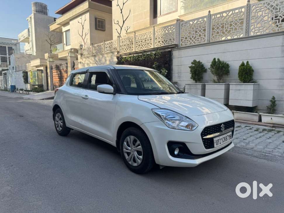 Maruti Suzuki Swift Vxi + Manual, 2021, Petrol