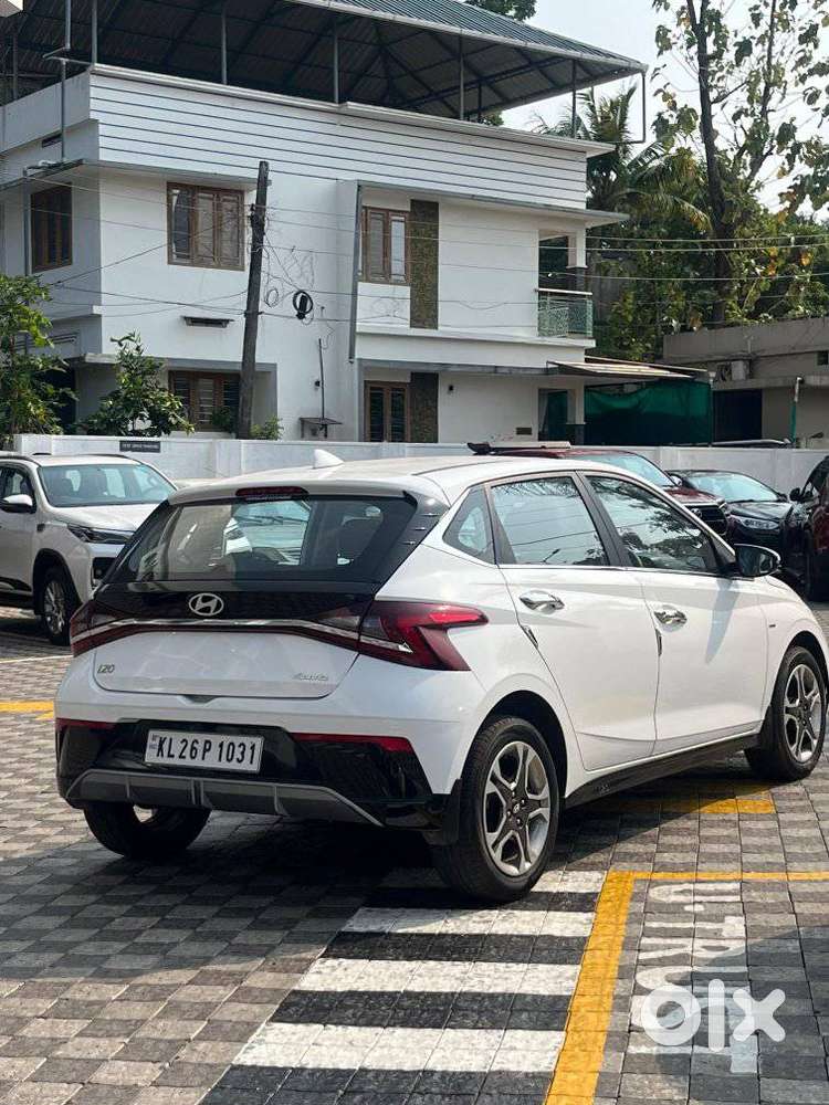 Hyundai I20 Sportz 1.2 Ivt, 2024, Petrol