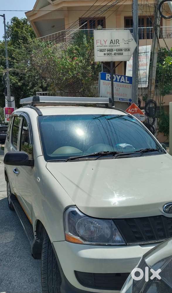 V　 Top Toyota Innova Car Rental in Bhavani - Best Innova Car Rental