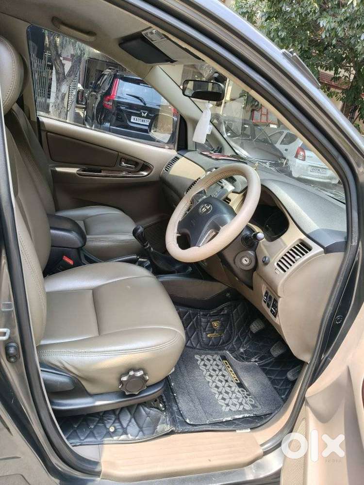 Toyota Innova 2.5 V 7 Str, 2015, Diesel