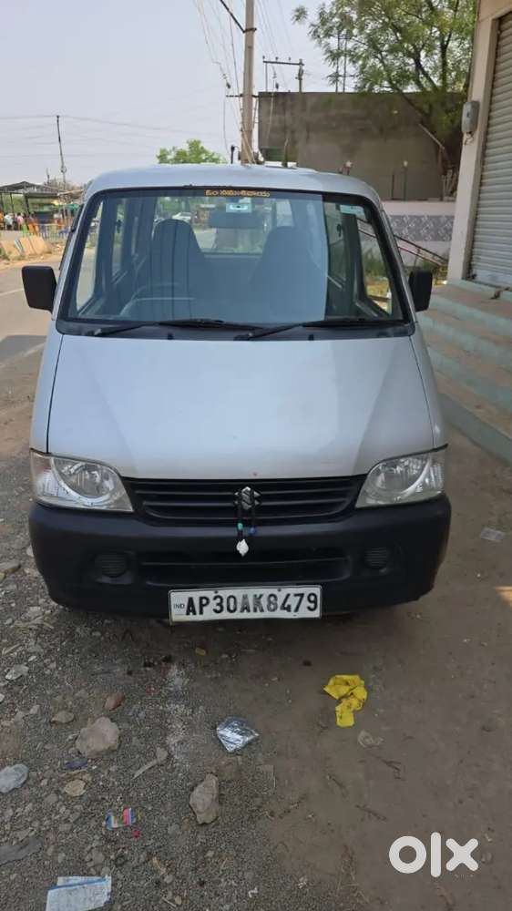 Maruti Suzuki Eeco 2017 Lpg 100000 Km Driven