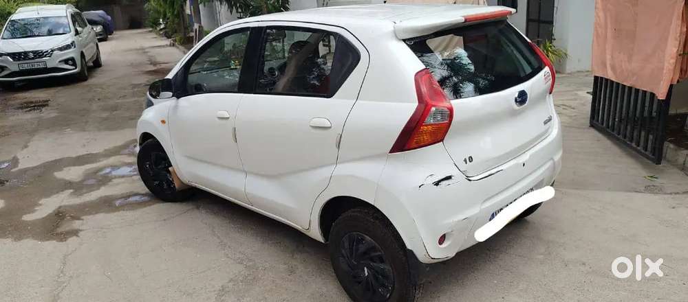 Air Force Personnel Driven Datsun Redigo 2017 Variant Manual