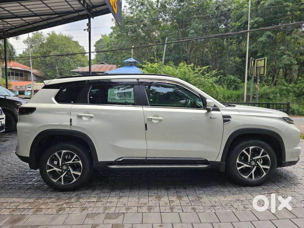 Toyota Urban Cruiser Hyryder 1.5 V Neo Drive At, 2026, Petrol