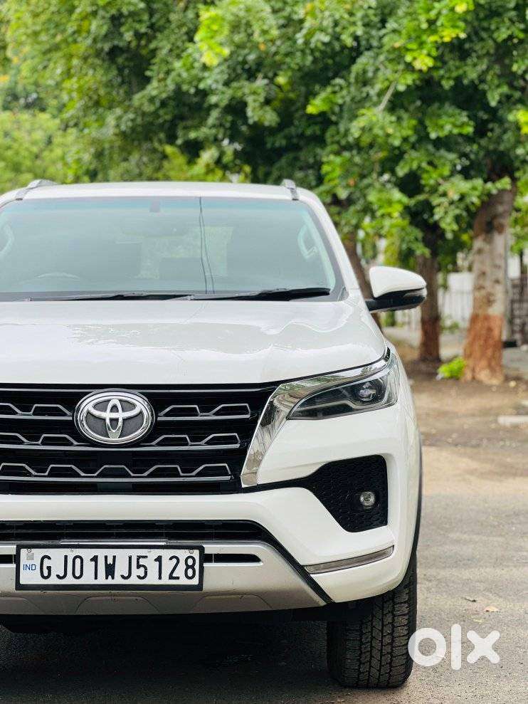 Toyota Fortuner 4x2 At 2.8 Diesel, 2022, Diesel